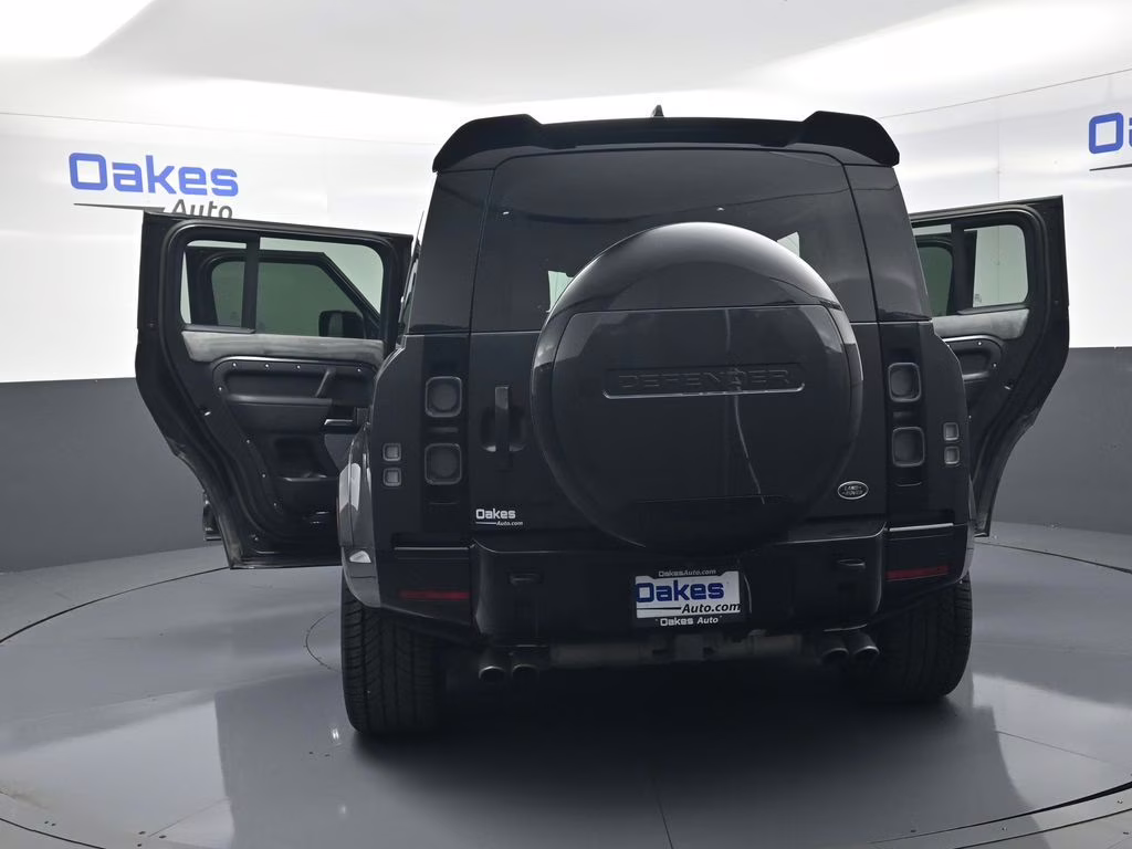 2023 Carpathian Gray Premium Metallic Land Rover Defender 110 V8 AWD SUV