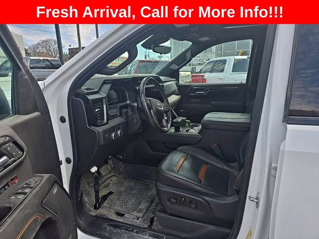 2023 Summit White GMC Sierra 1500 AT4 4X4 Truck