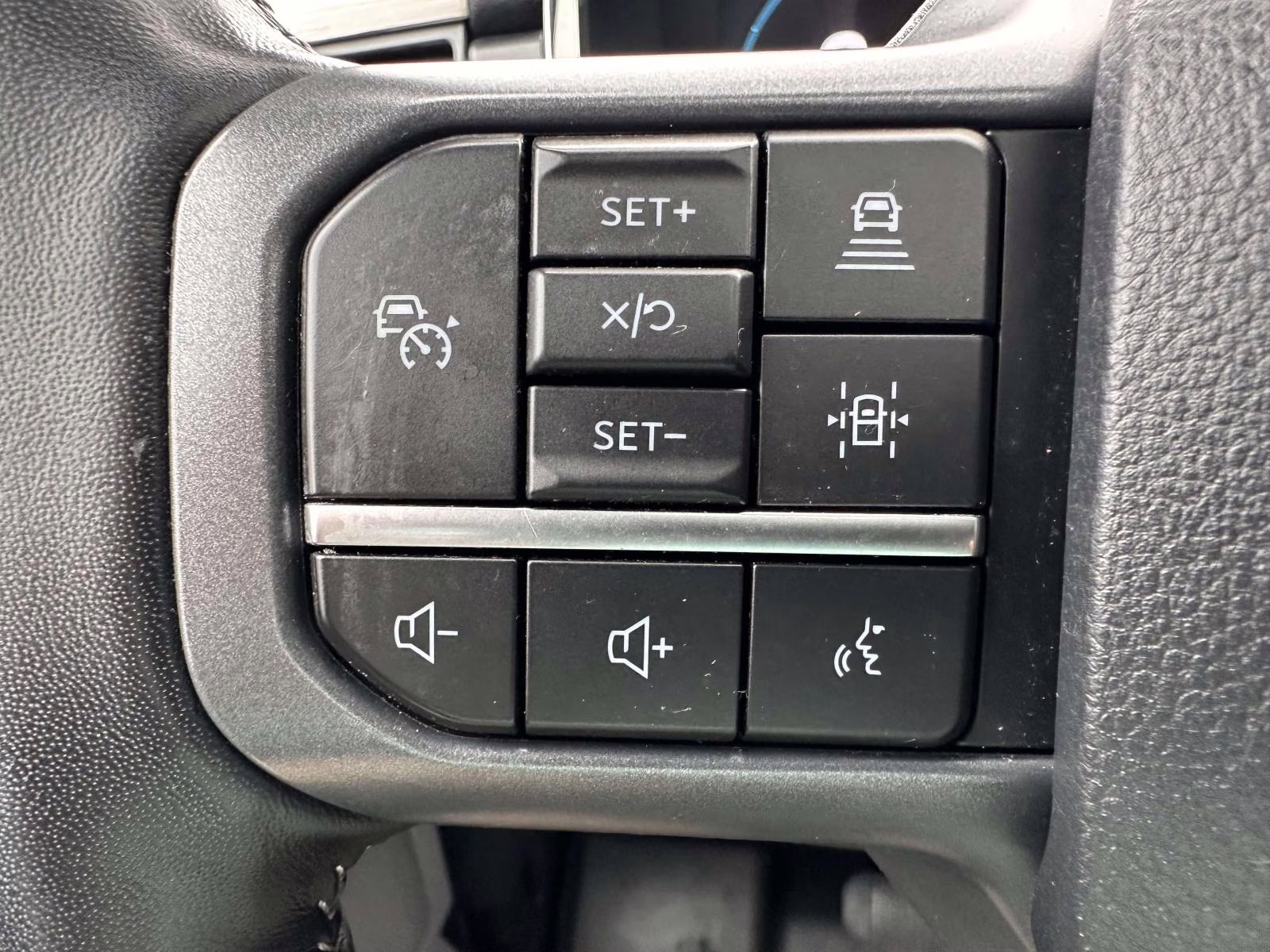 2023 Antimatter Blue Metallic Ford F-150 LARIAT 4WD SuperCrew 5.5' Box 4X4 Truck