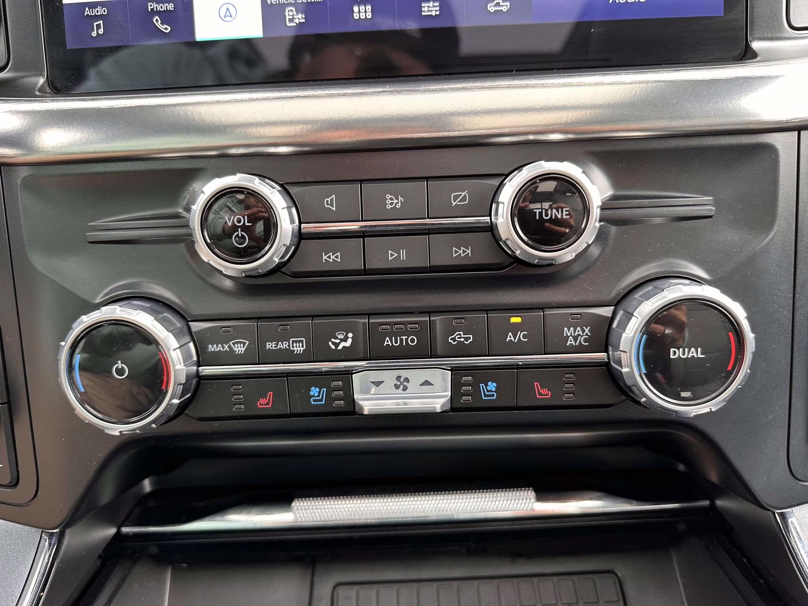 2023 Antimatter Blue Metallic Ford F-150 LARIAT 4WD SuperCrew 5.5' Box 4X4 Truck