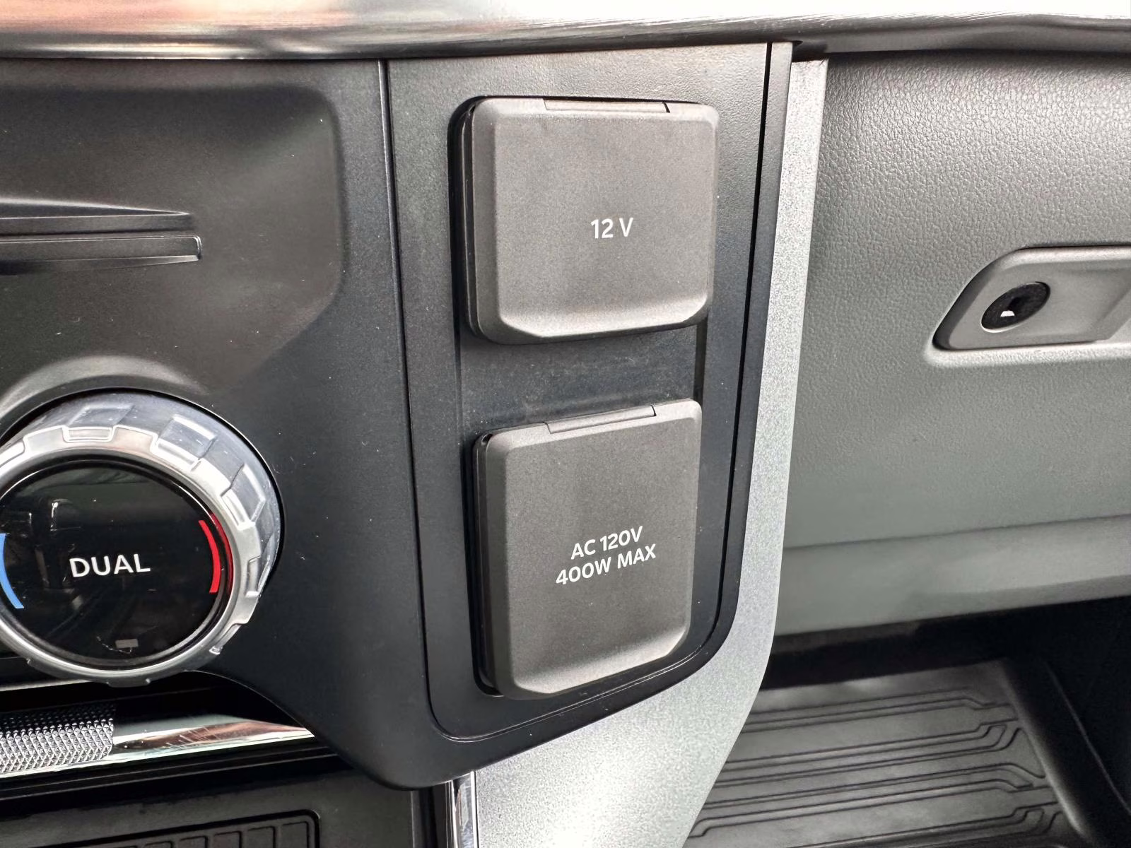 2023 Antimatter Blue Metallic Ford F-150 LARIAT 4WD SuperCrew 5.5' Box 4X4 Truck