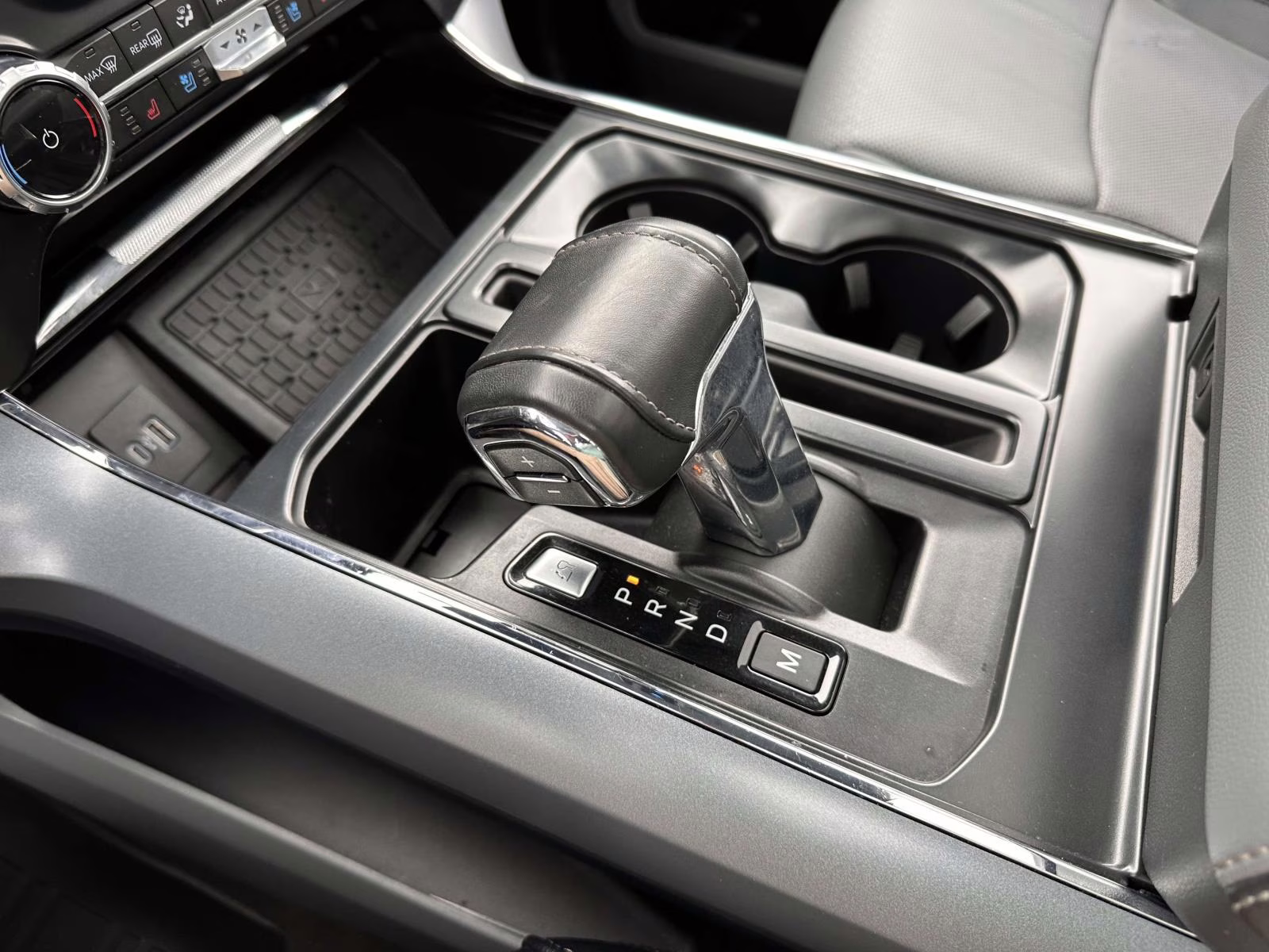 2023 Antimatter Blue Metallic Ford F-150 LARIAT 4WD SuperCrew 5.5' Box 4X4 Truck