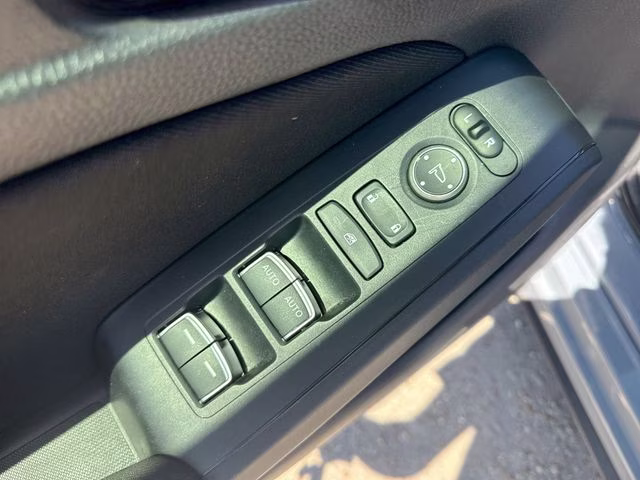 2024 Morning Mist Metallic Honda Civic Sport FWD Hatchback