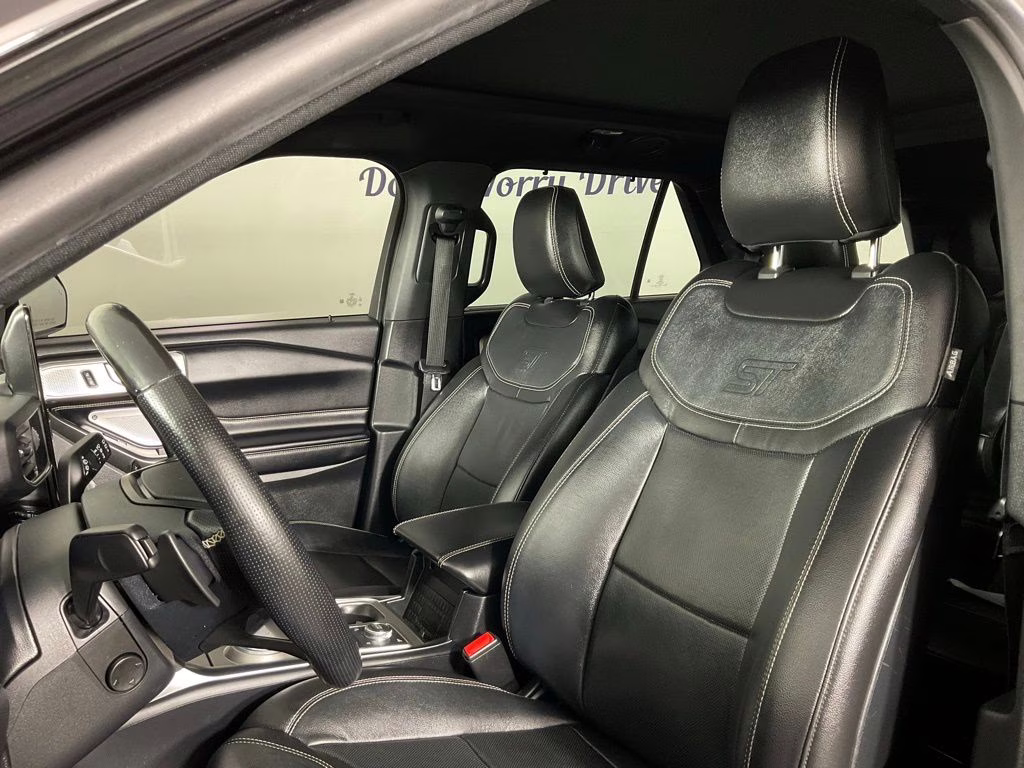 2020 Black Metallic Ford Explorer ST 4X4 SUV