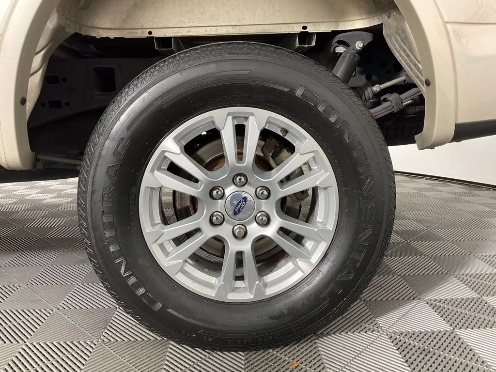 2017 White Gold Ford F-150 Lariat 4X4 Truck