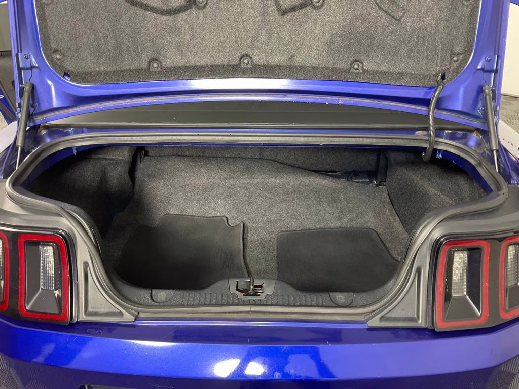 2013 Blue Metallic Ford Mustang V6 RWD Coupe