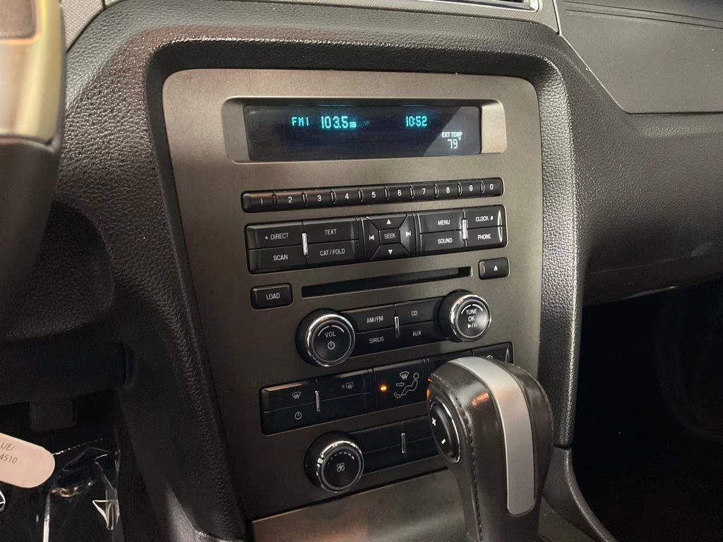 2013 Blue Metallic Ford Mustang V6 RWD Coupe
