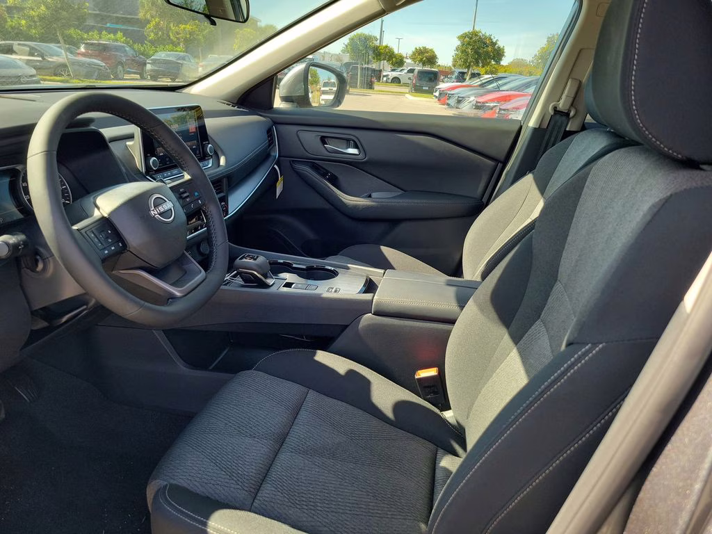 2026 White Pearl Nissan Rogue SV FWD SUV