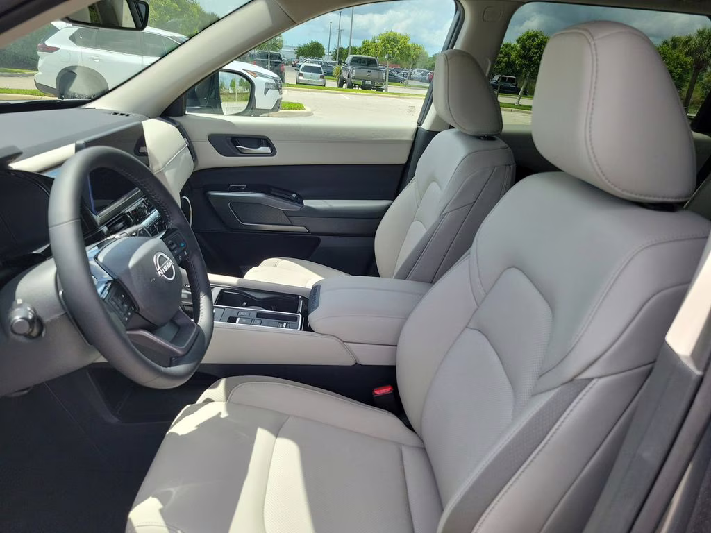 2026 Gun Metallic Nissan Pathfinder SL FWD SUV