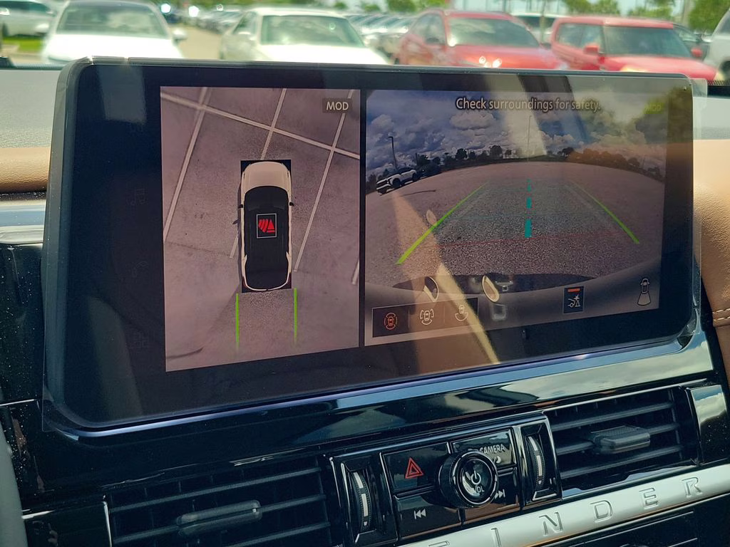 2026 Boulder Gray Nissan Pathfinder Platinum FWD SUV