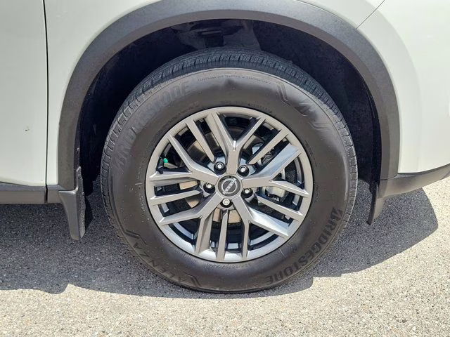 2023 Glacier White Nissan Rogue S FWD SUV