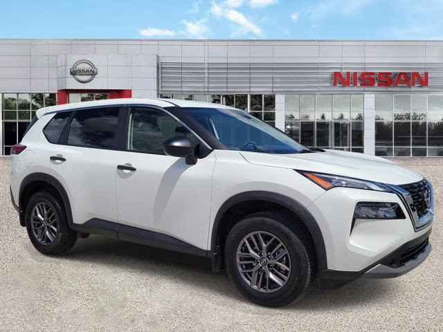 2023 Glacier White Nissan Rogue S FWD SUV