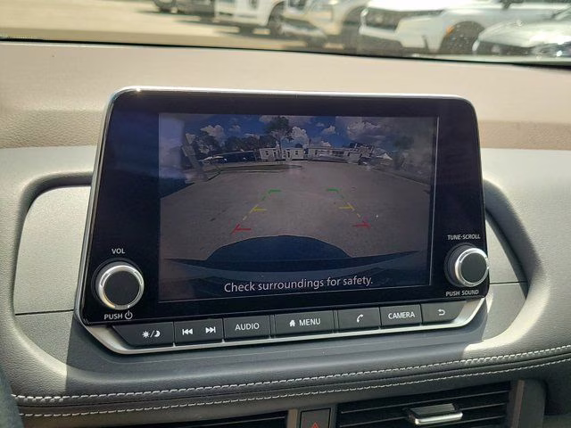 2023 Glacier White Nissan Rogue S FWD SUV