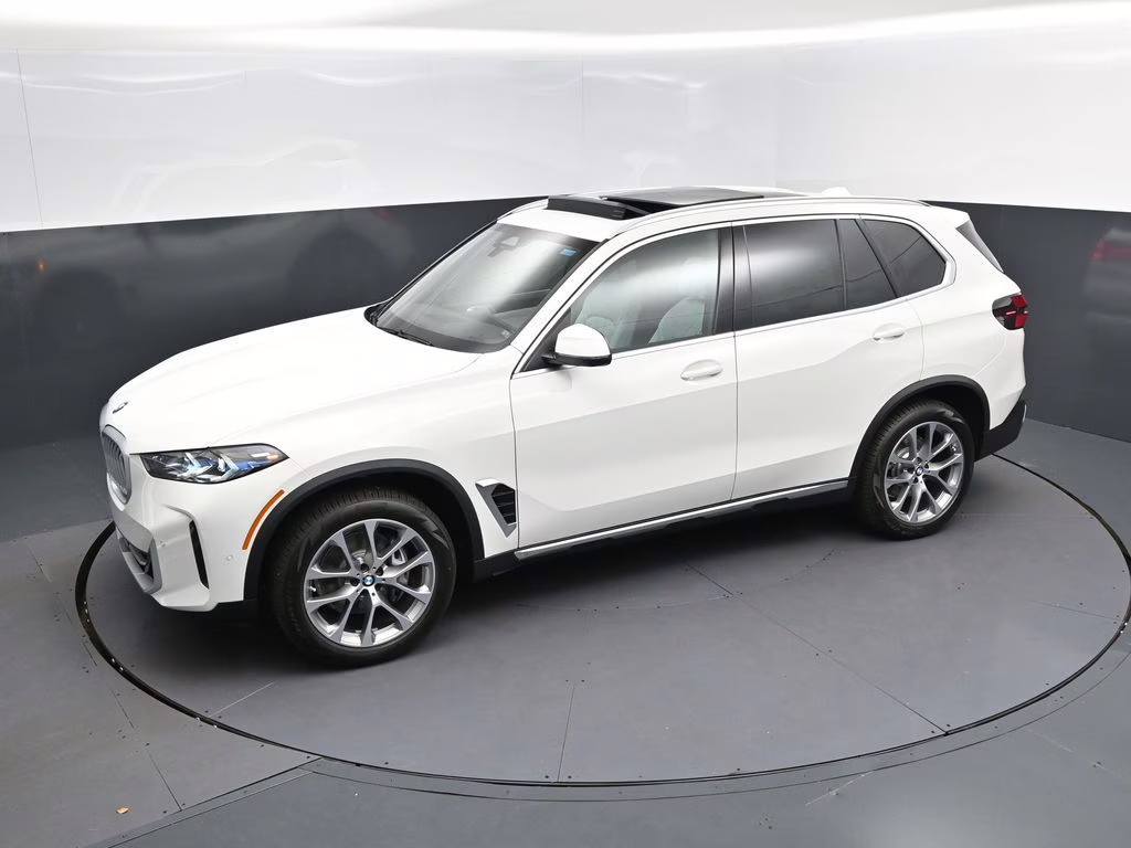2026 Alpine White BMW X5 sDrive40i RWD SUV