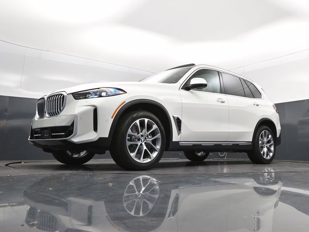 2026 Alpine White BMW X5 sDrive40i RWD SUV