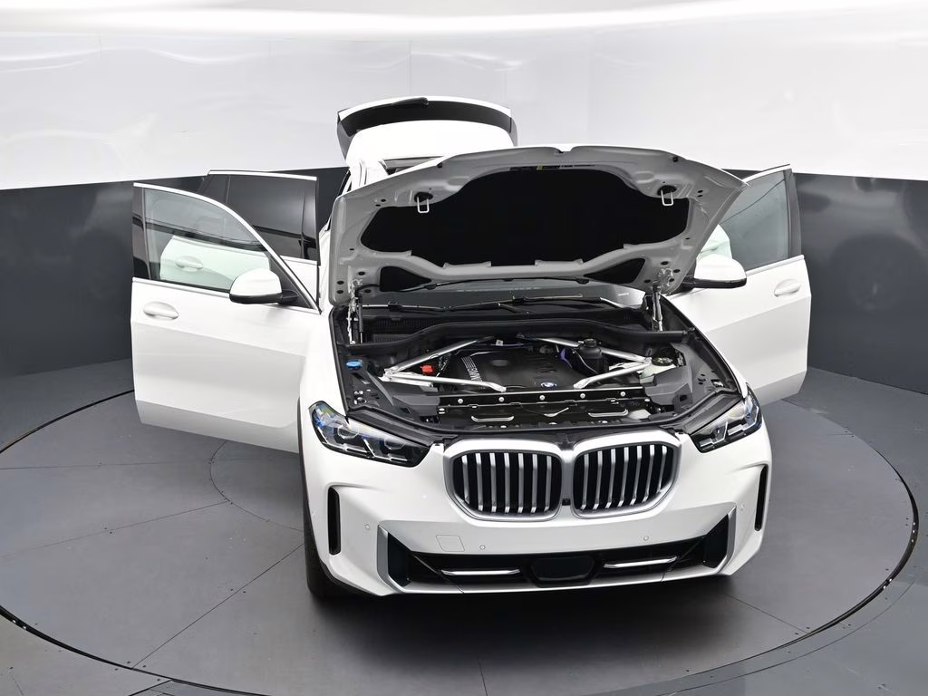 2026 Alpine White BMW X5 sDrive40i RWD SUV