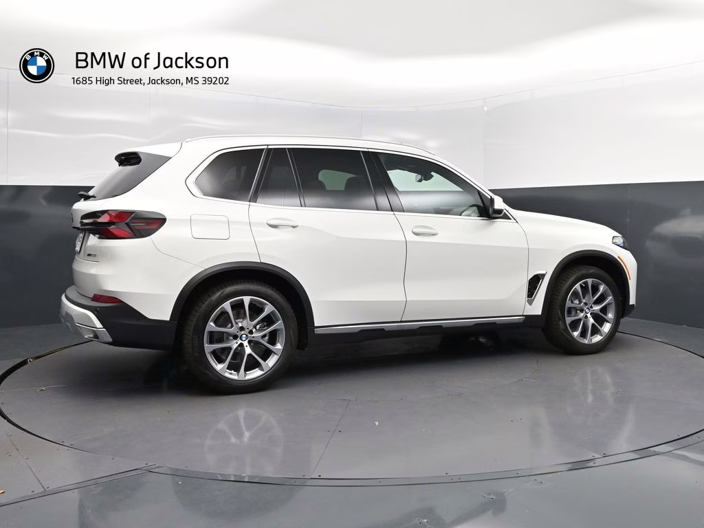 2026 Alpine White BMW X5 sDrive40i RWD SUV