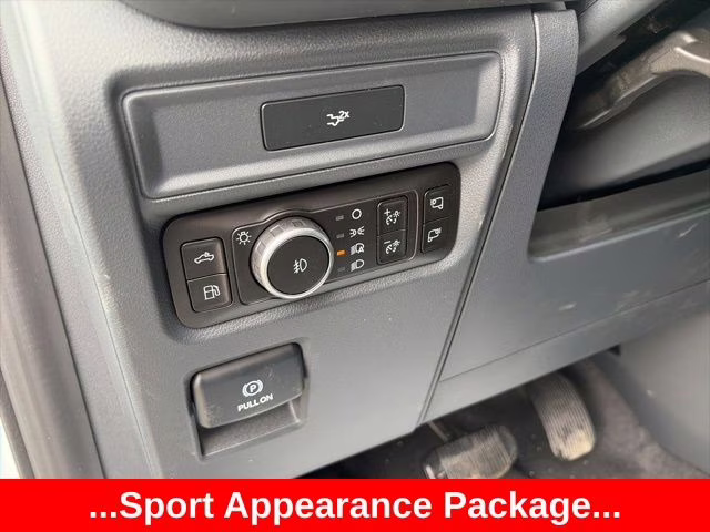 2026 Oxford White Ford F-150 XLT 4X4 Truck