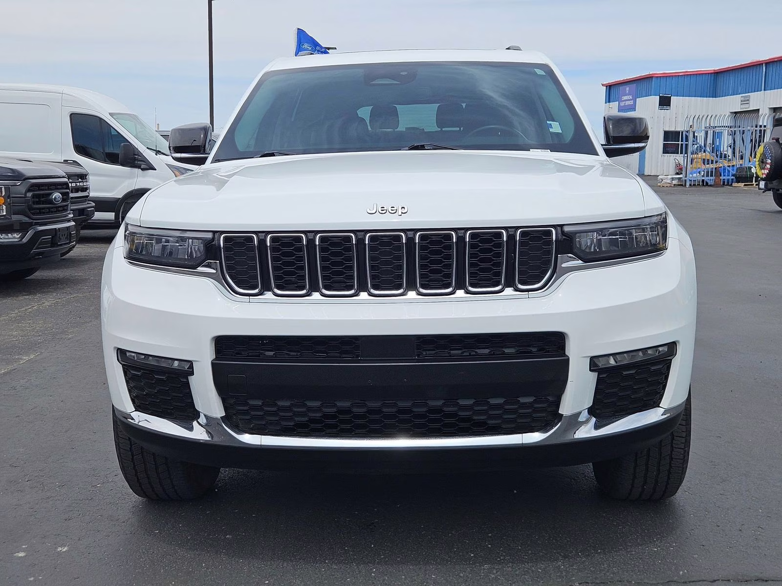 2021 Bright White Clearcoat Jeep Grand Cherokee L Limited 4X4 SUV