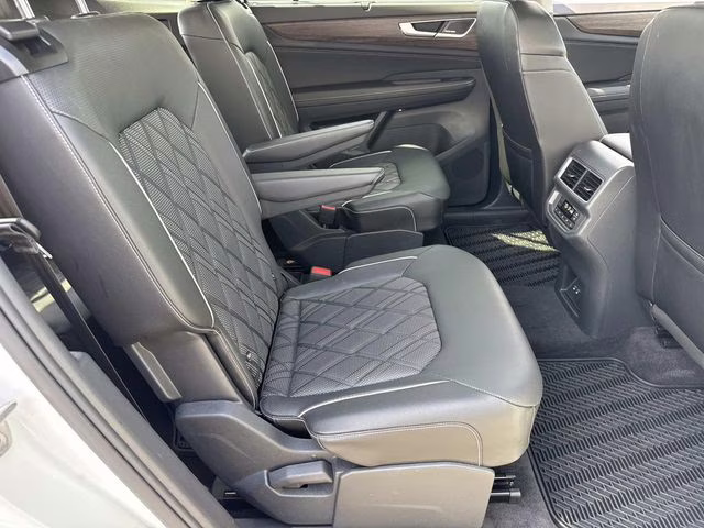 2024 Opal White Volkswagen Atlas 2.0T SEL Premium R-Line AWD SUV