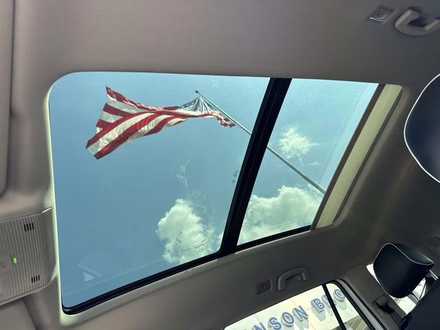 2024 Opal White Volkswagen Atlas 2.0T SEL Premium R-Line AWD SUV