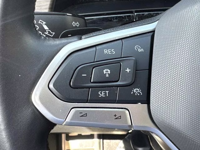 2024 Opal White Volkswagen Atlas 2.0T SEL Premium R-Line AWD SUV