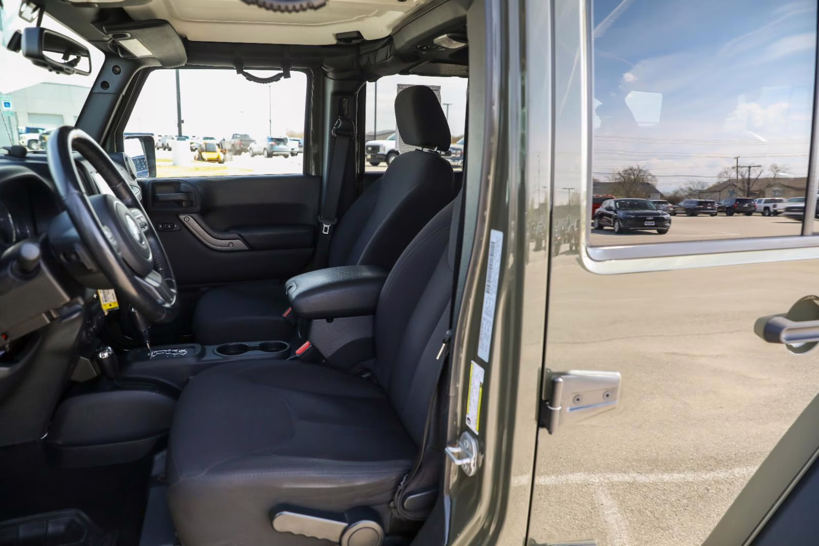 2015 Tank Clearcoat Jeep Wrangler Unlimited Sport 4X4 SUV