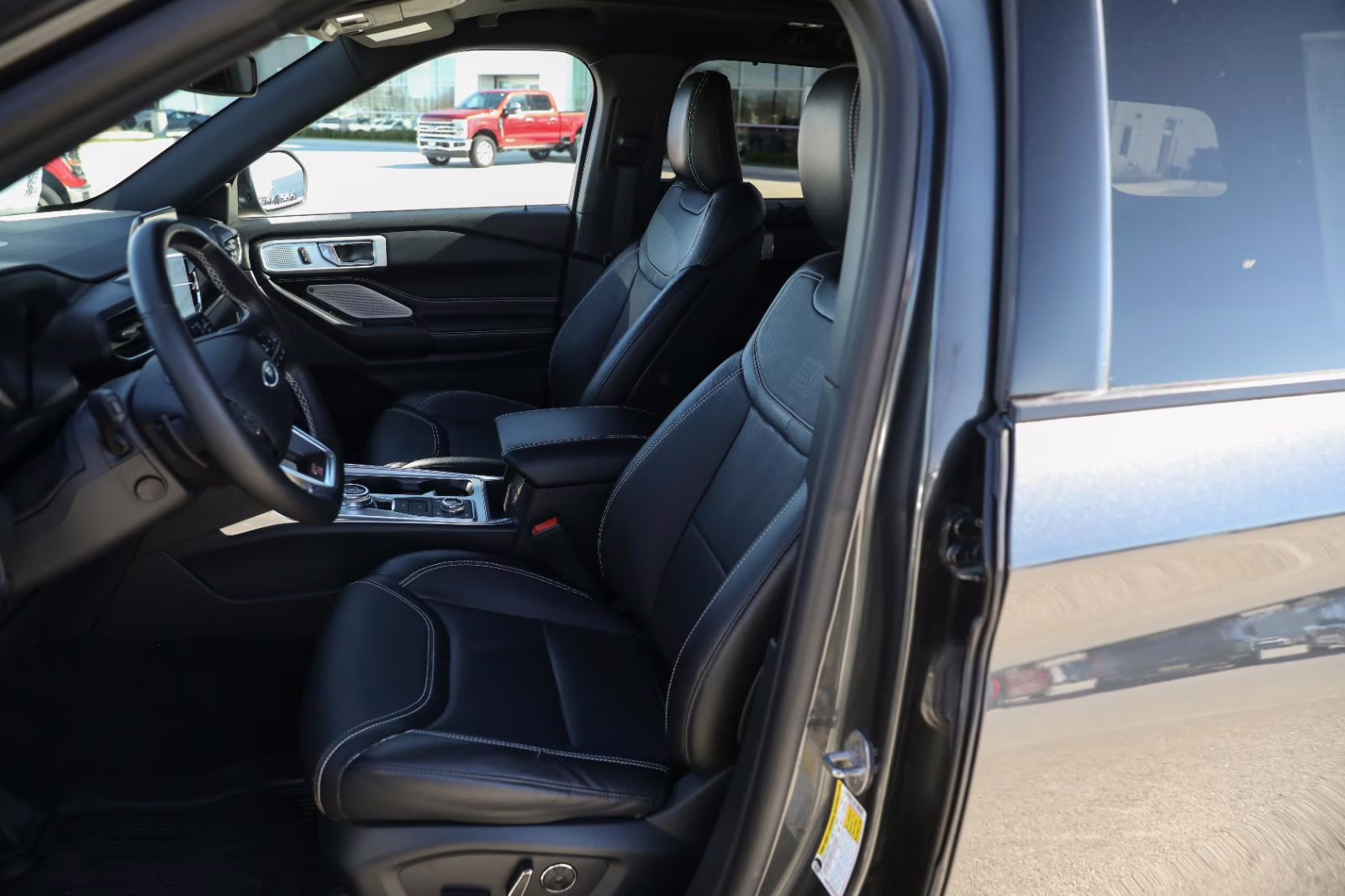 2020 Magnetic Ford Explorer ST 4X4 SUV