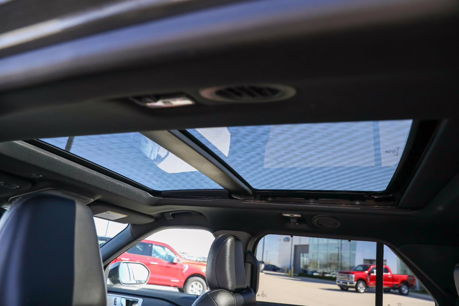 2020 Magnetic Ford Explorer ST 4X4 SUV