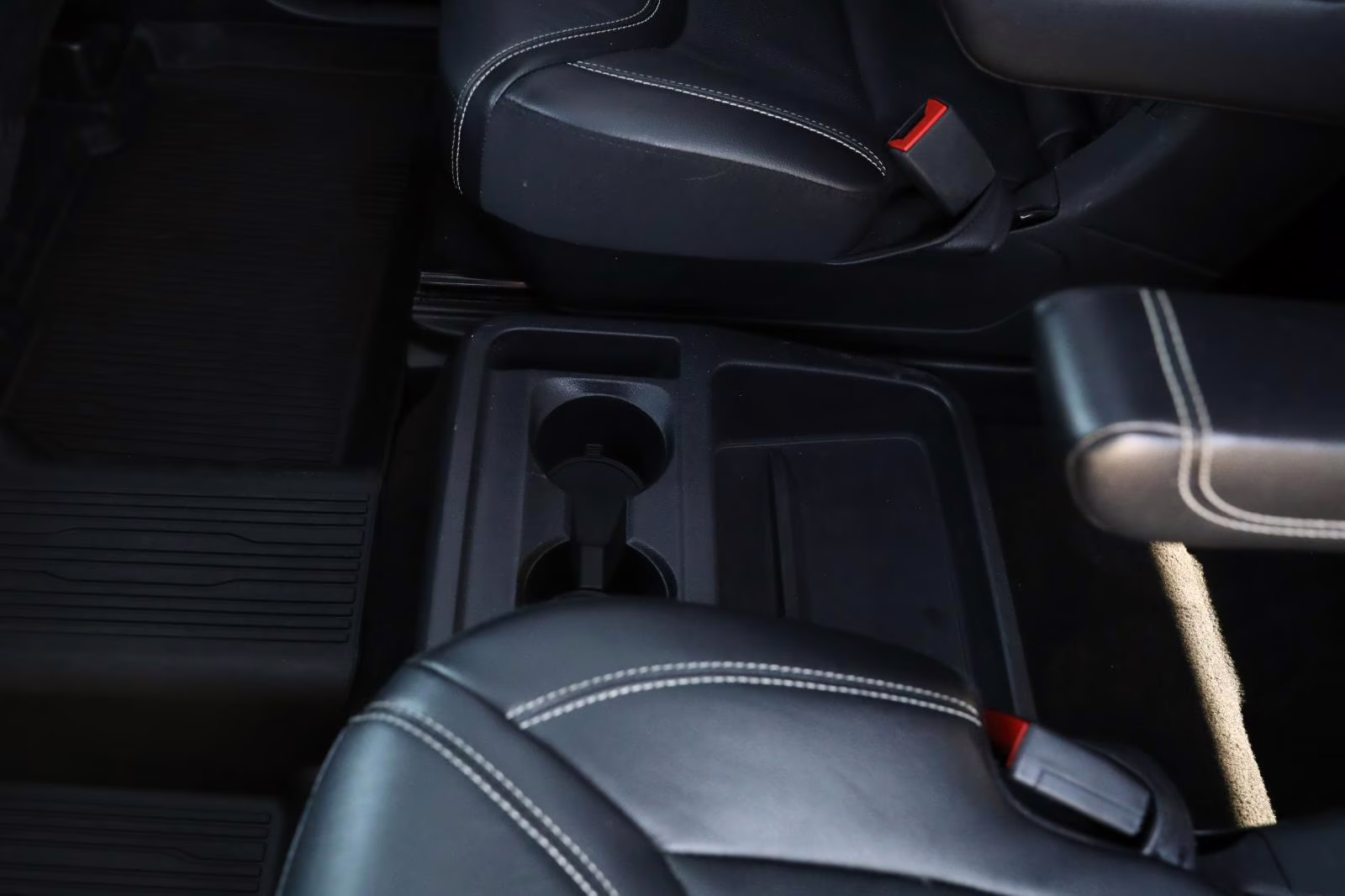 2020 Magnetic Ford Explorer ST 4X4 SUV