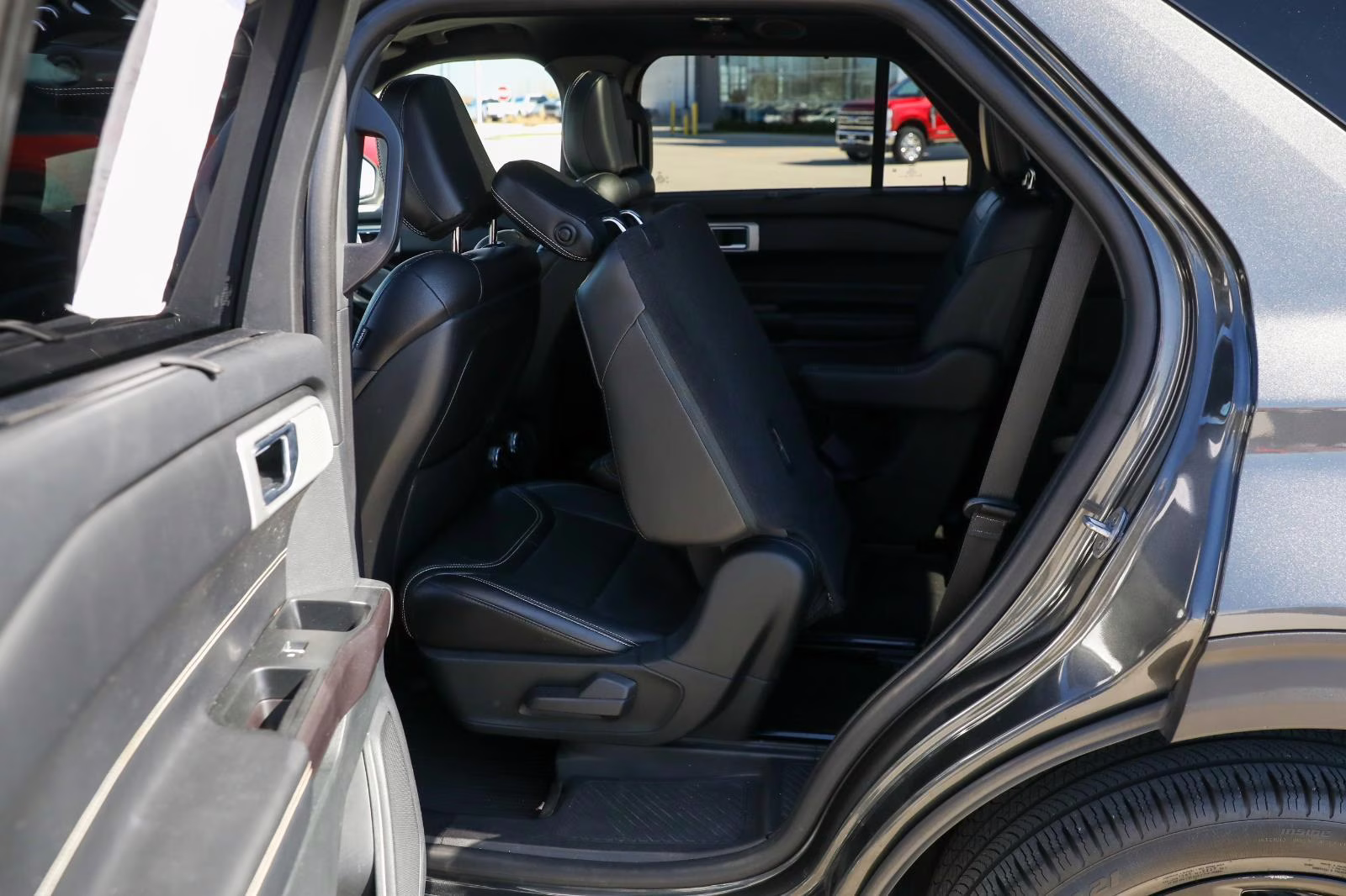 2020 Magnetic Ford Explorer ST 4X4 SUV