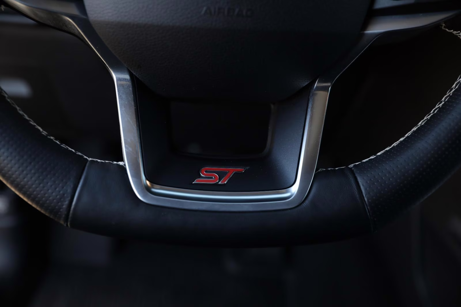 2020 Magnetic Ford Explorer ST 4X4 SUV