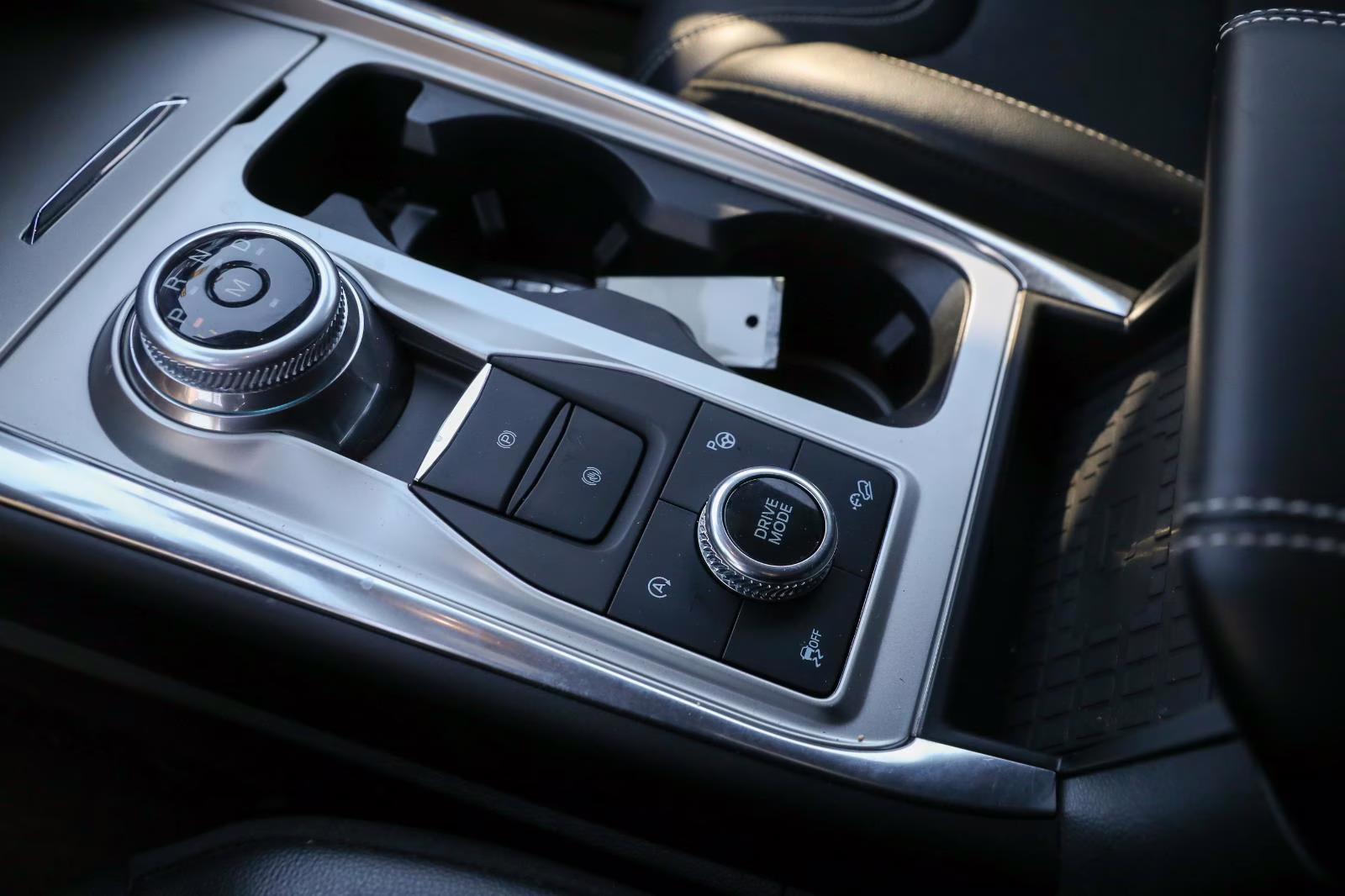 2020 Magnetic Ford Explorer ST 4X4 SUV