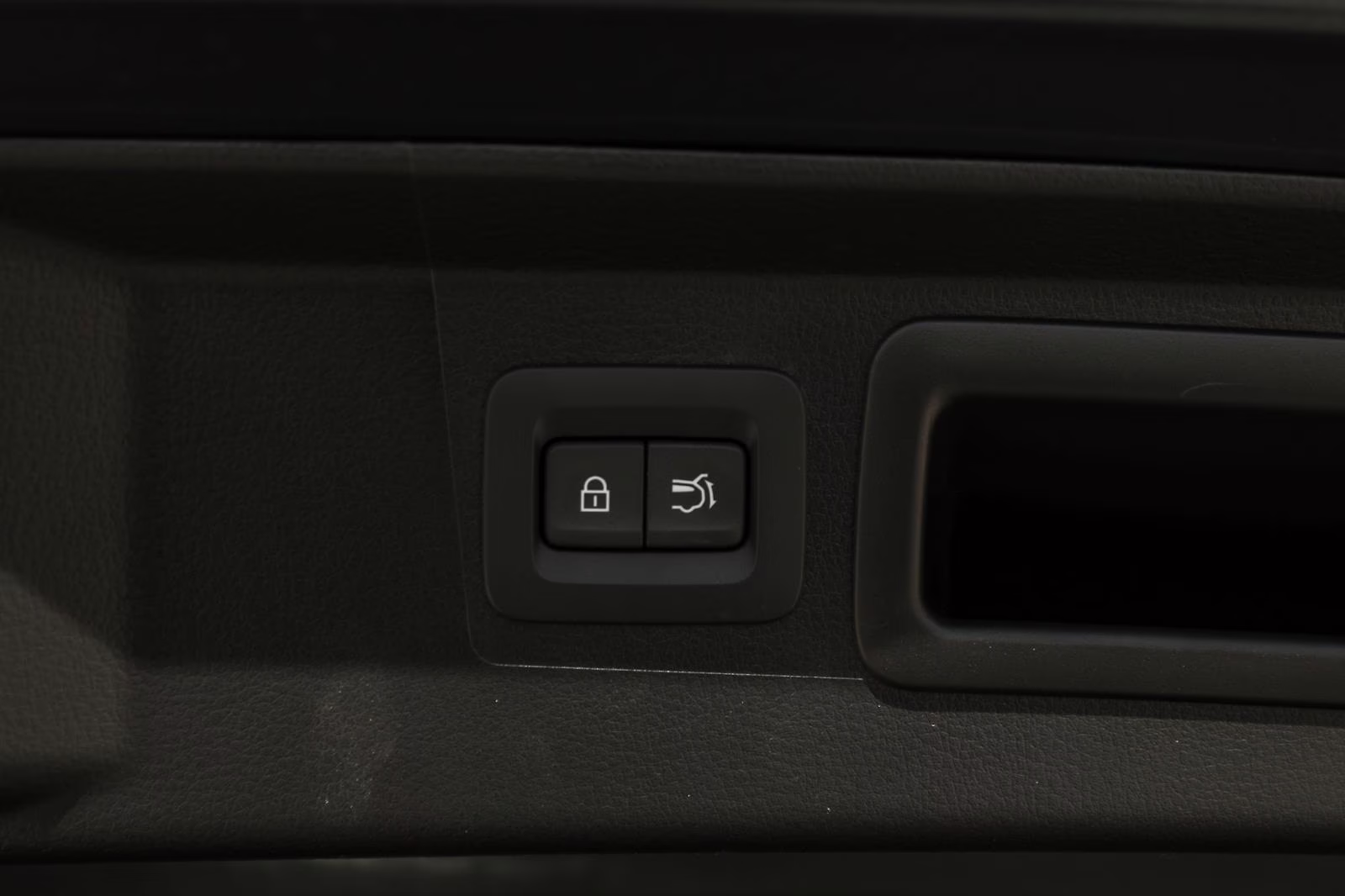 2025 Ingot Blue Metallic Mazda CX-50 2.5 S Premium Plus Package AWD SUV