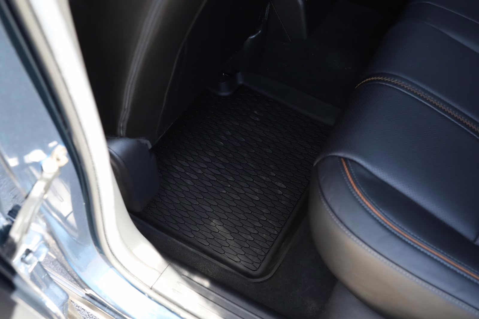 2025 Ingot Blue Metallic Mazda CX-50 2.5 S Premium Plus Package AWD SUV