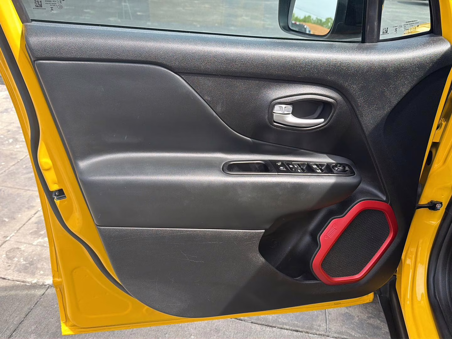 2023 Solar Yellow Clearcoat Jeep Renegade Trailhawk 4X4 SUV