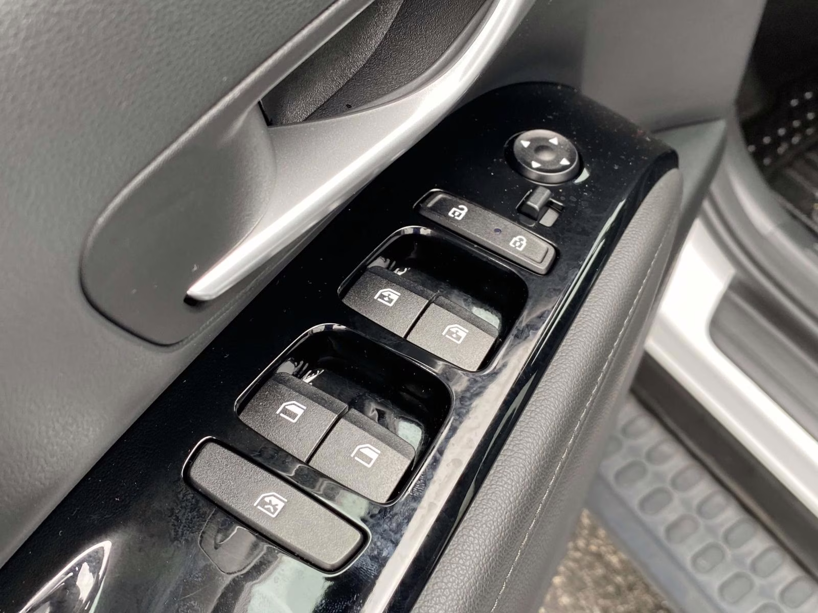 2024 White Pearl Hyundai Tucson XRT FWD SUV