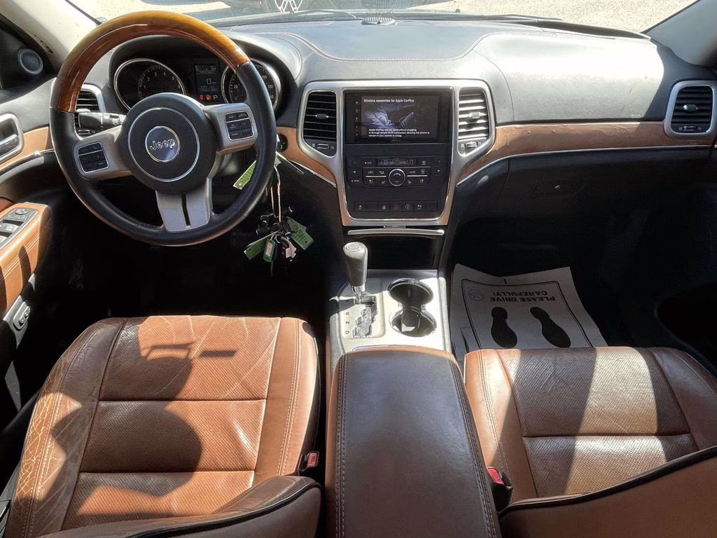 2013 Brilliant Black Crystal Pearlcoat Jeep Grand Cherokee Overland 4X4 SUV