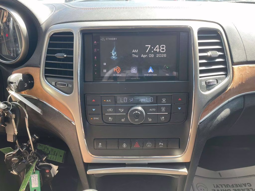 2013 Brilliant Black Crystal Pearlcoat Jeep Grand Cherokee Overland 4X4 SUV