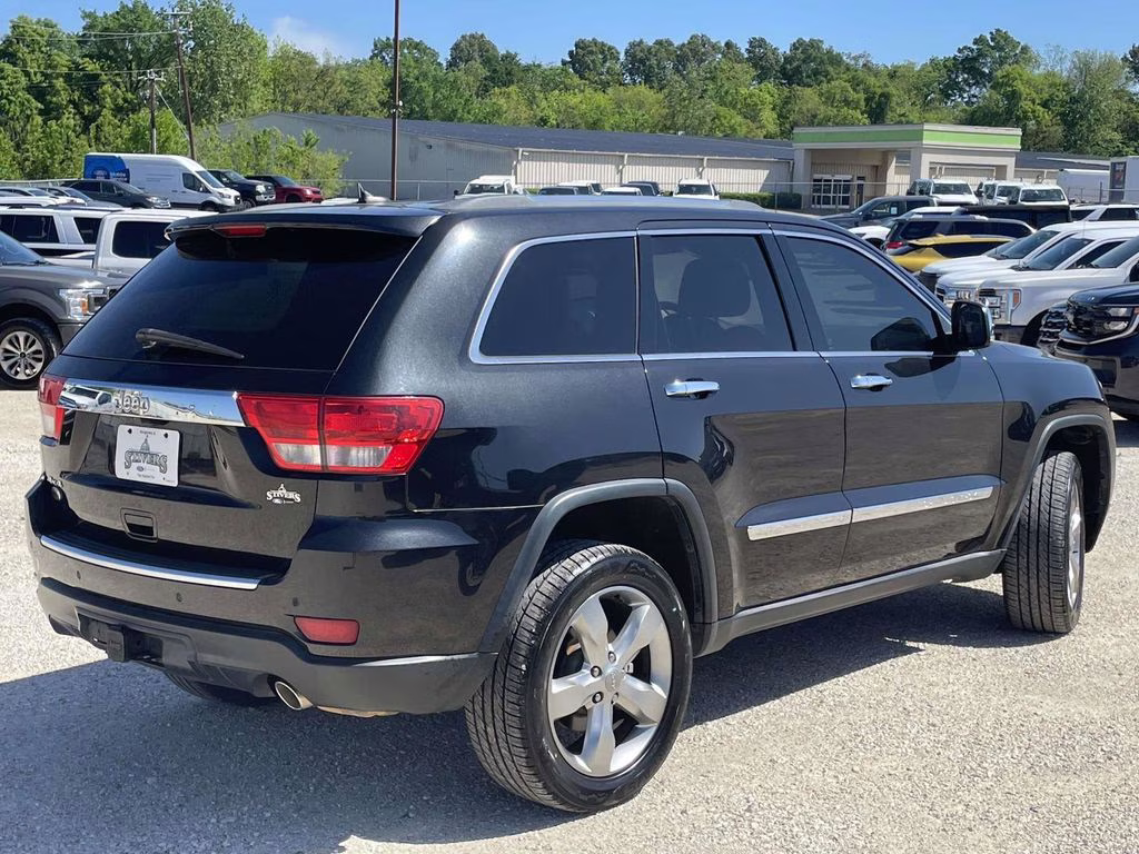 2013 Brilliant Black Crystal Pearlcoat Jeep Grand Cherokee Overland 4X4 SUV
