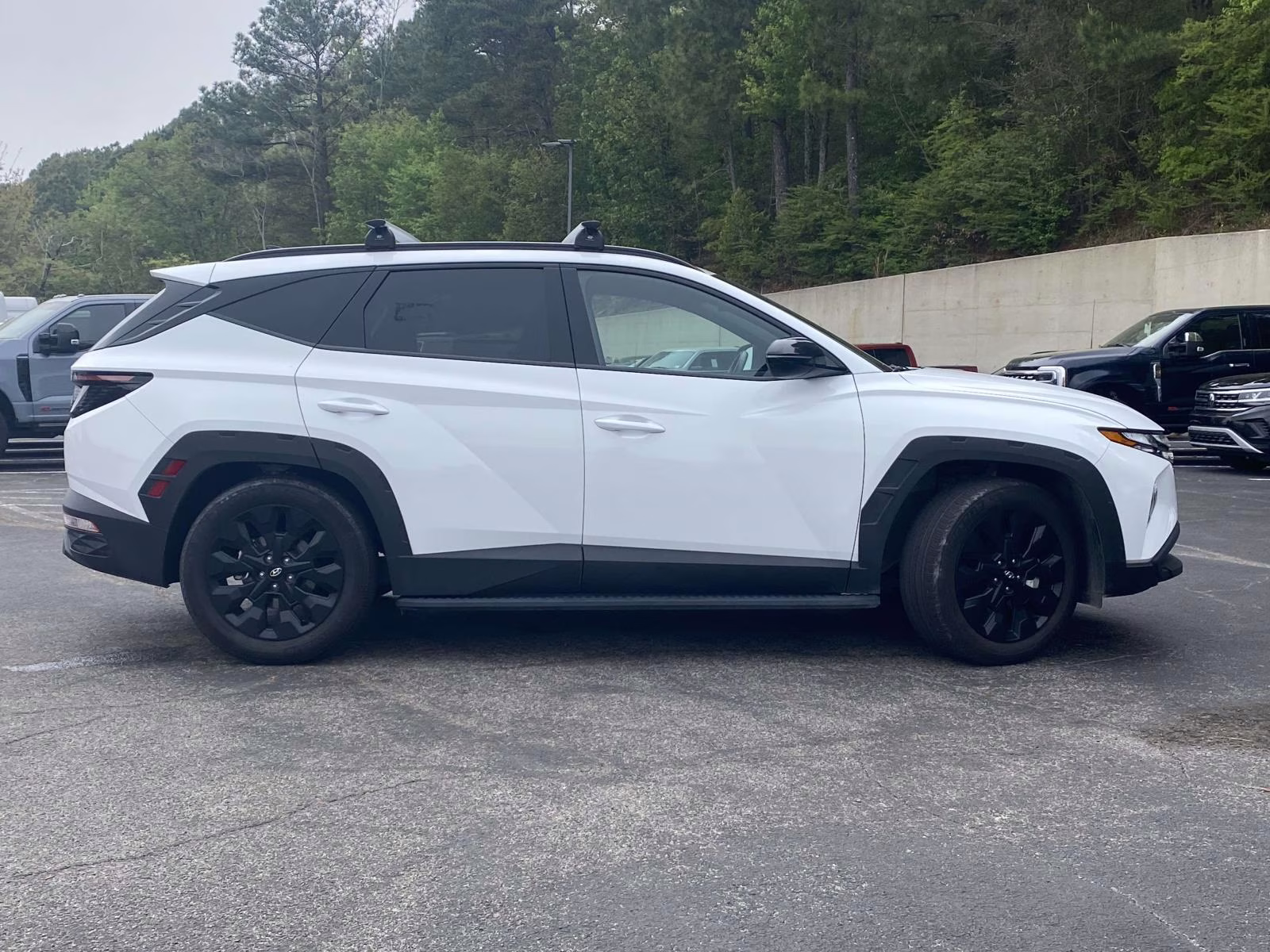 2024 White Pearl Hyundai Tucson XRT FWD SUV