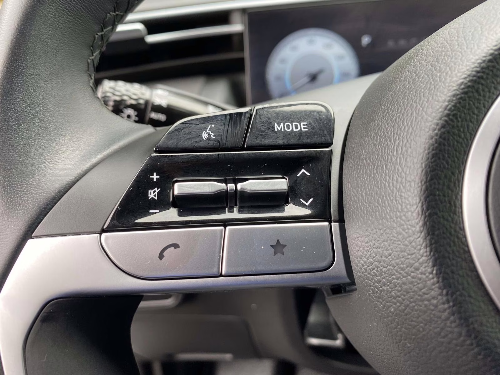 2024 White Pearl Hyundai Tucson XRT FWD SUV