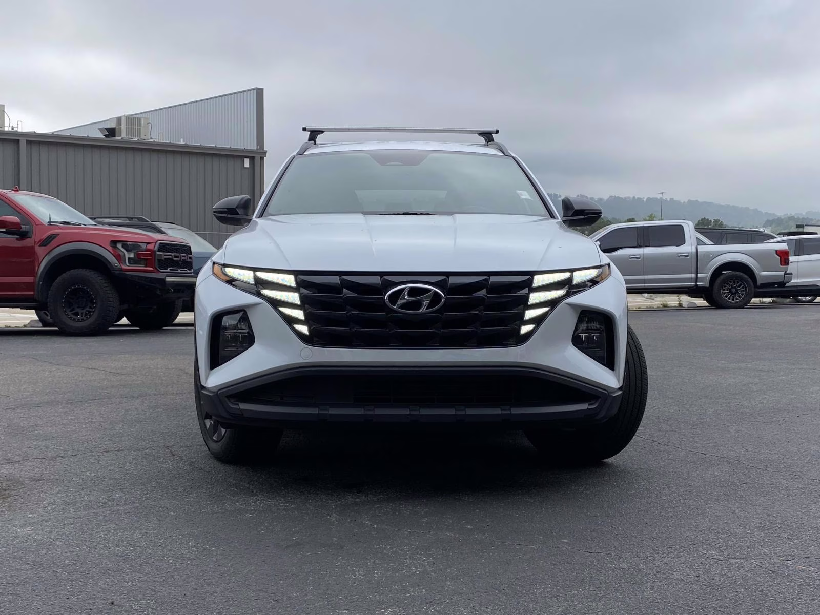 2024 White Pearl Hyundai Tucson XRT FWD SUV