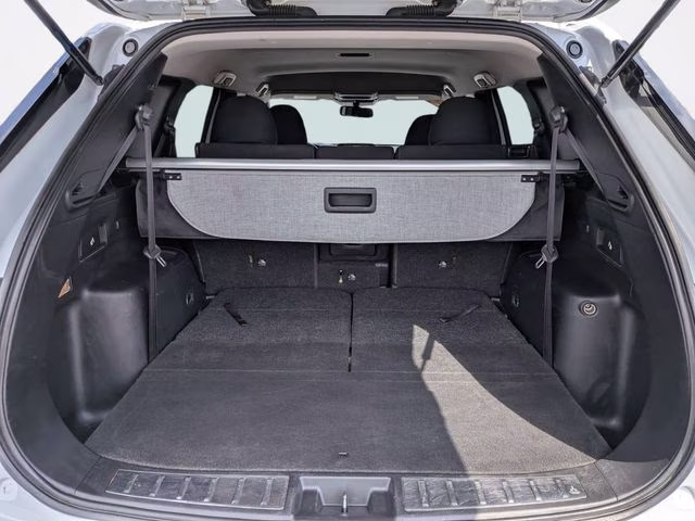 2022 White Diamond Mitsubishi Outlander ES FWD SUV