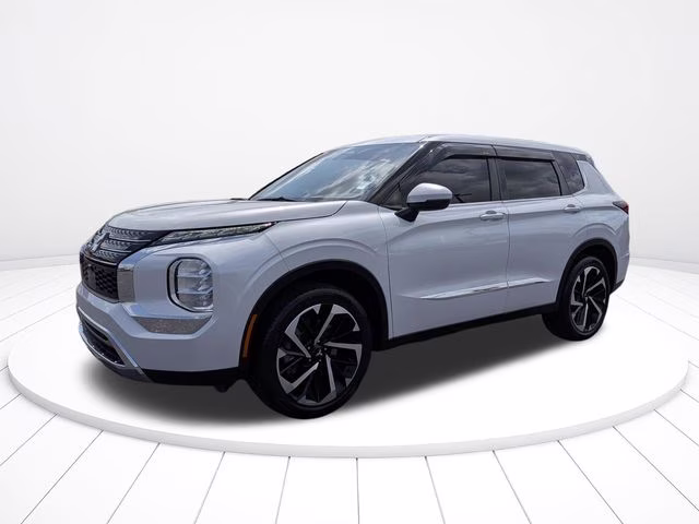 2022 White Diamond Mitsubishi Outlander ES FWD SUV