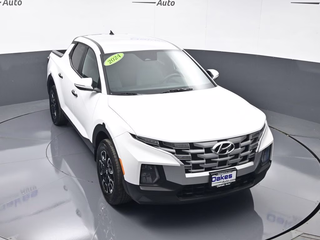 2024 Atlas White Hyundai Santa Cruz SEL AWD Truck