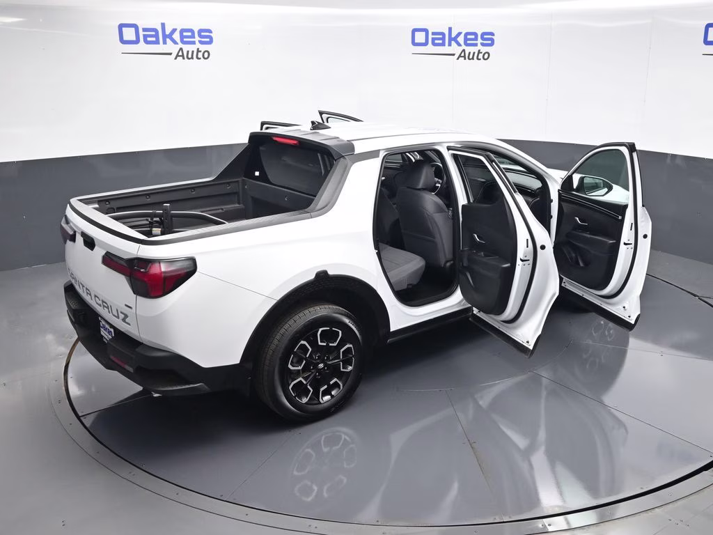 2024 Atlas White Hyundai Santa Cruz SEL AWD Truck