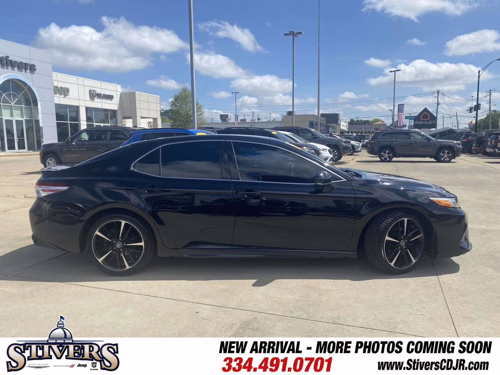 2020 Midnight Black Metallic Toyota Camry XSE V6 FWD Sedan