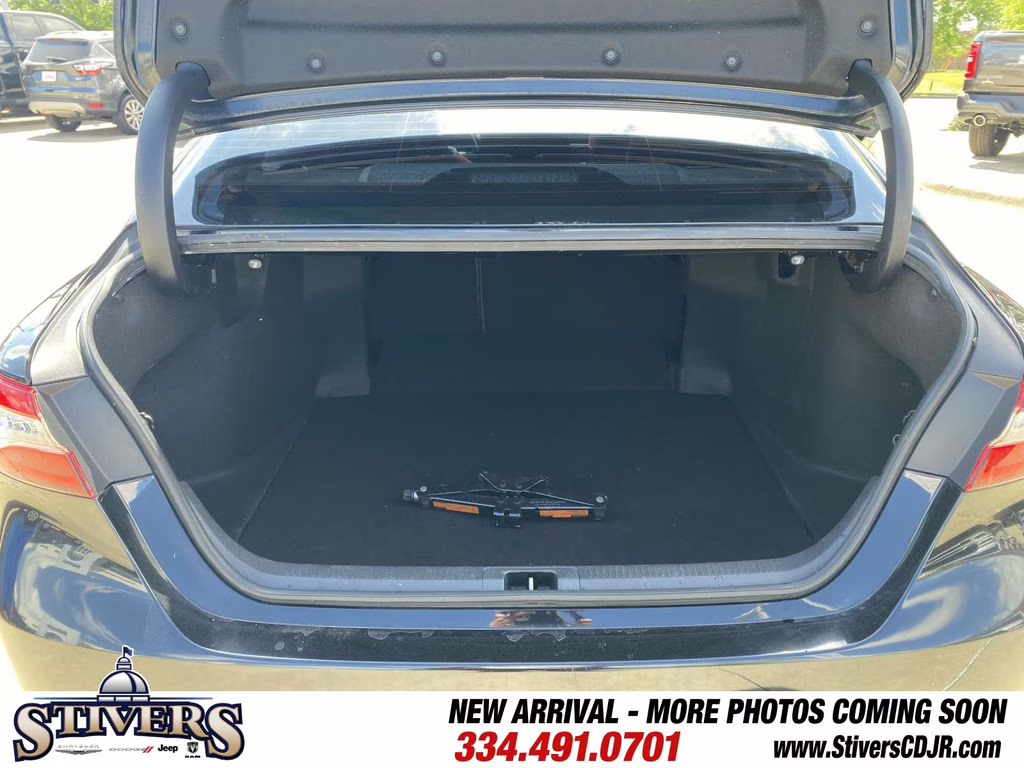 2020 Midnight Black Metallic Toyota Camry XSE V6 FWD Sedan