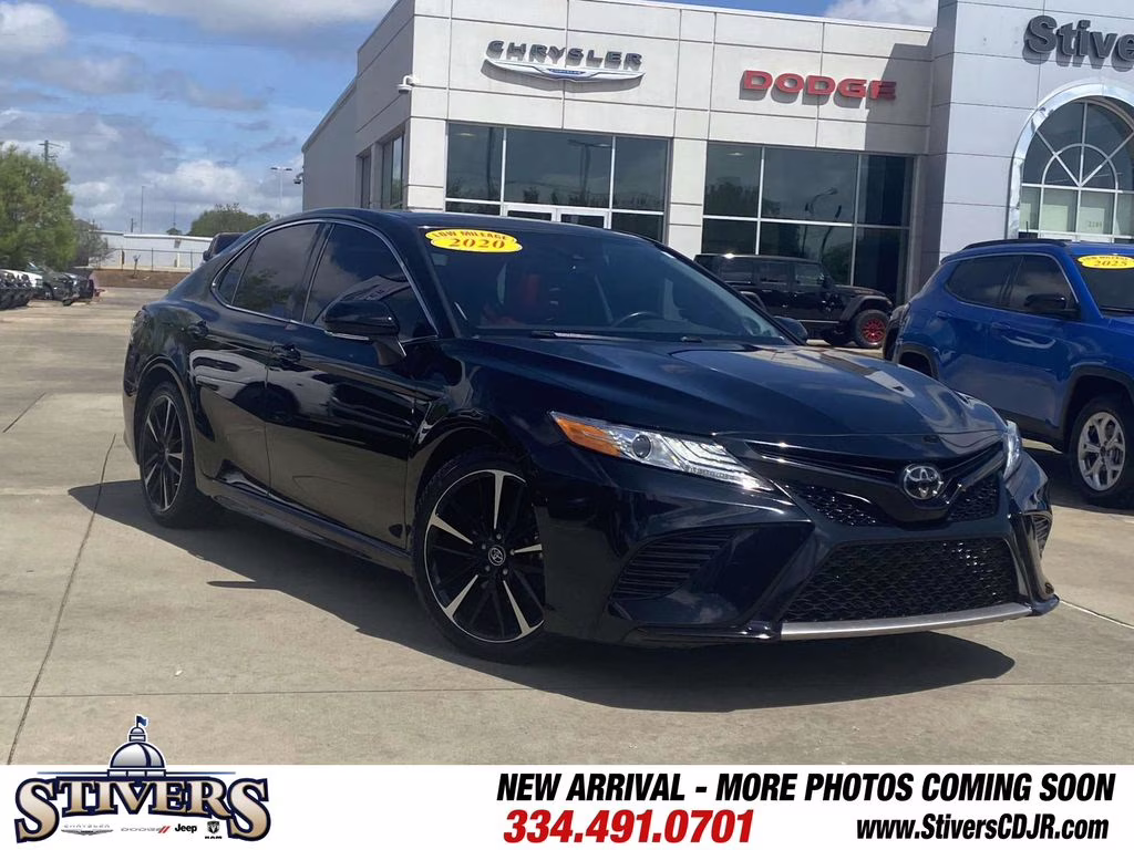 2020 Midnight Black Metallic Toyota Camry XSE V6 FWD Sedan